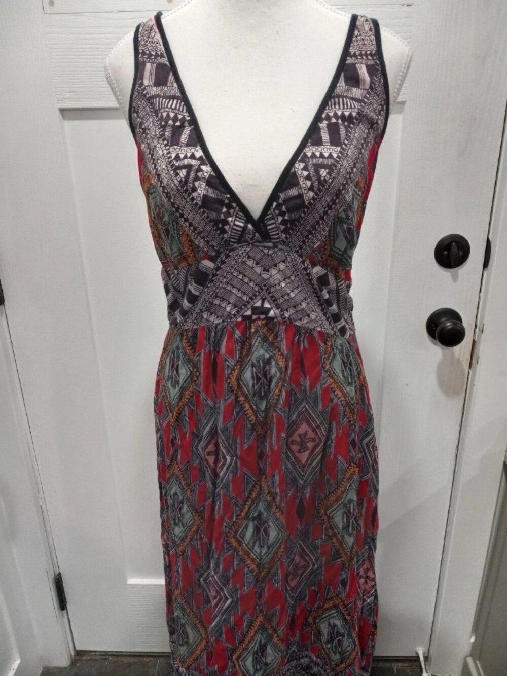 Angie Women Sleeveless Maxi Dress Size Medium